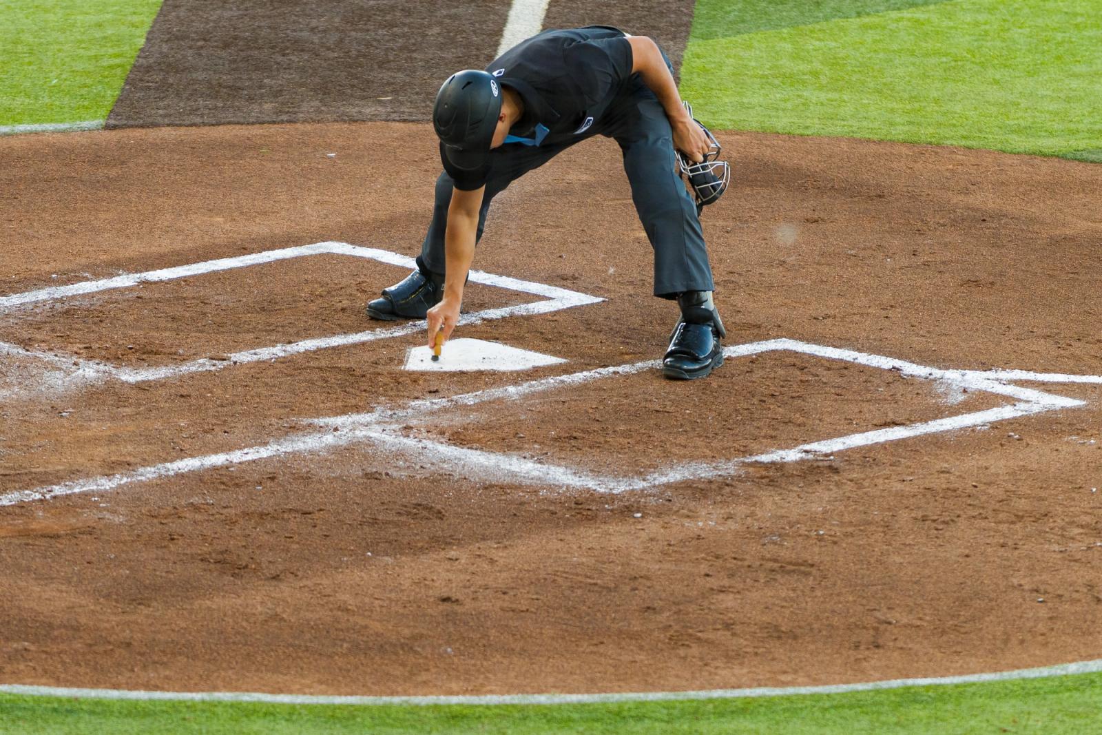 Match action — Everett AquaSox vs Hillsboro Hops — Photo Credit: Aaron Leopold/Undrafted