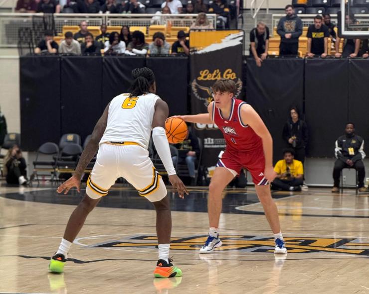 Kennesaw State Cruises Past West Georgia in Preseason Showcase, Cottle Shines