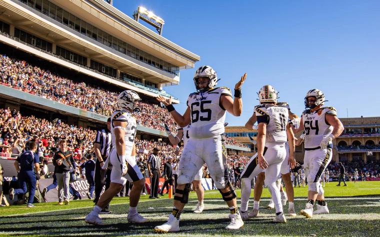 Navy Stuns Oklahoma in a Nail-Biting 21-20 Victory at Armed Forces Bowl