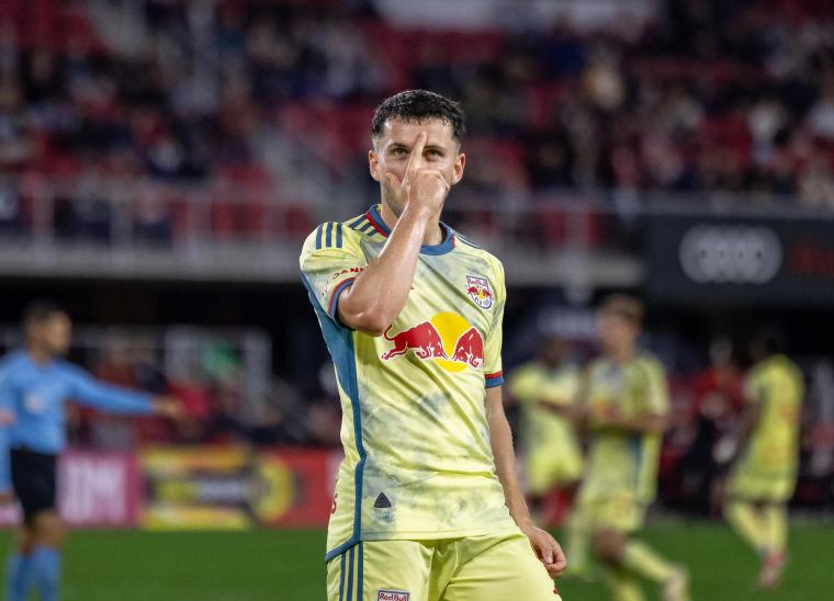 New York Red Bulls Dominate D.C. United with a 4-1 Victory