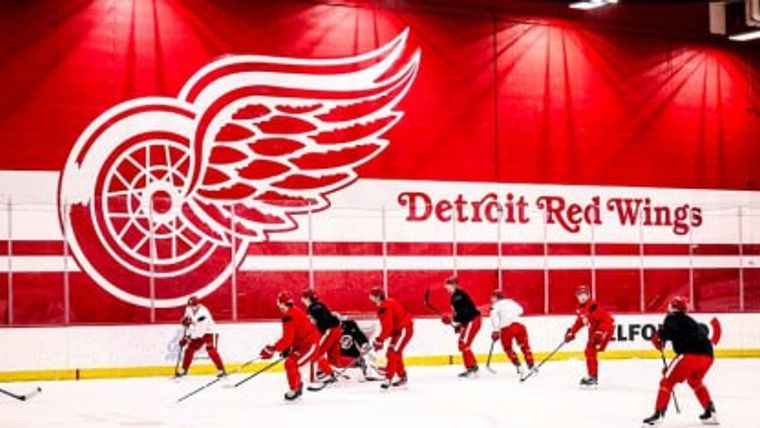 Can The 2025-26 Detroit Red Wings Close The Gap