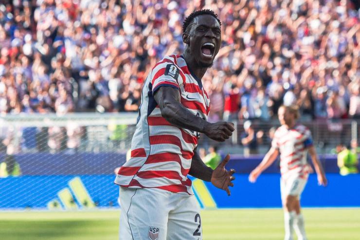 USMNT Beats Bosnia and Herzegovina 2-0 With 10 Men to Reach World Cup Round of 16