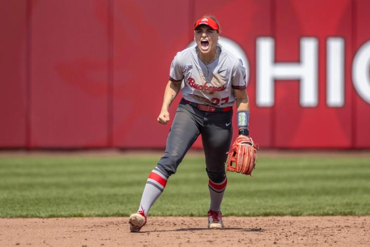 Ohio State Triumphs Over Northwestern in Stunning Victory, Snapping 11-Game Winning Streak