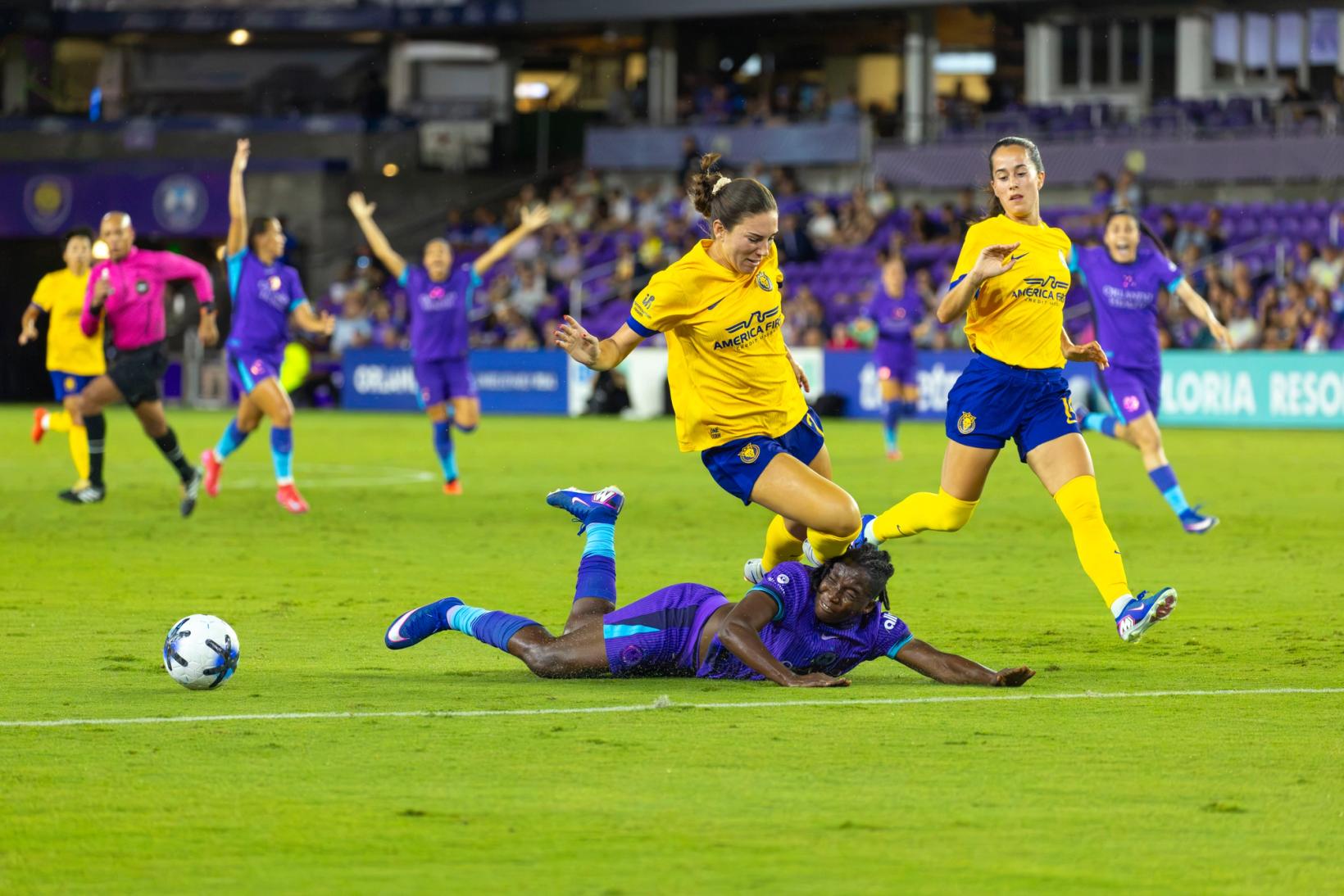 Wide action Utah Royals vs Orlando Pride — Photo Credit: Samantha Diane/Undrafted