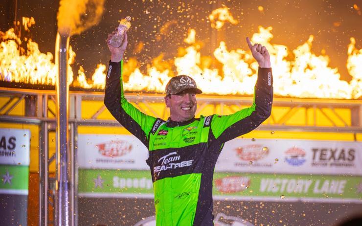 Kyle Busch Clinches Remarkable Victory at Texas Motor Speedway
