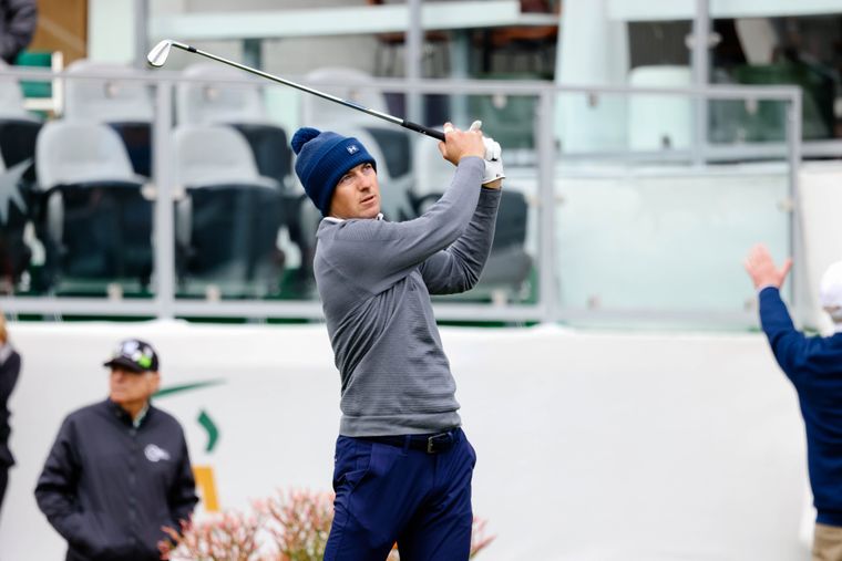 Weather Wreaks Havoc at WM Phoenix Open: Frost Delays Round One