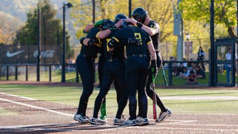 Portland Pilots vs Oregon Ducks baseball at Joe Etzel Field — Photo Credit: Aaron Leopold/Undrafted