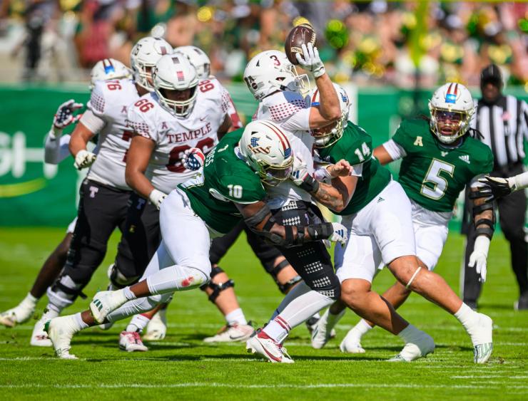 Temple's Resilient Effort Falls Short in 27-23 Battle Against South Florida Bulls
