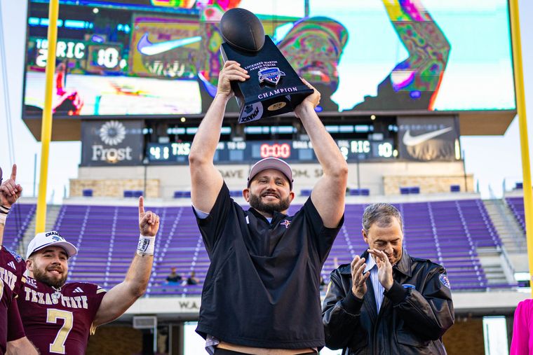 Bobcats Drop the Hammer After Halftime, Cruise to 41–10 Armed Forces Bowl Win