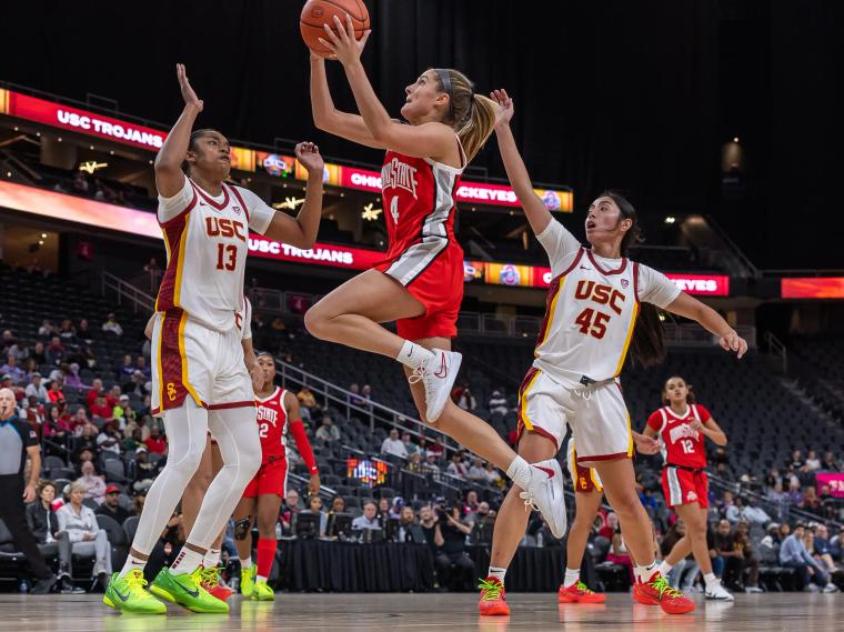 Ohio State Buckeyes Fall to USC in Hall of Fame Series Opener