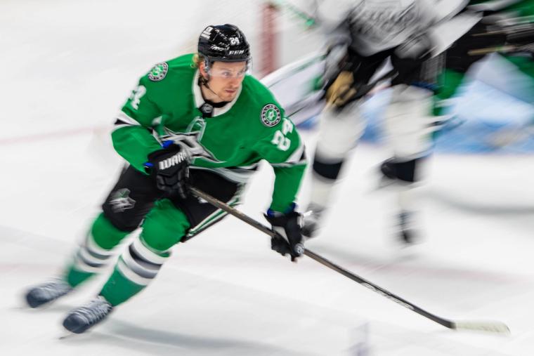 Stars Show Progress but Fall Short in Overtime Loss to Kings at American Airlines Center