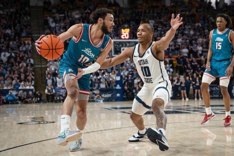 Utah State Aggies Clinch First-Ever Outright Mountain West Title in Thrilling Victory