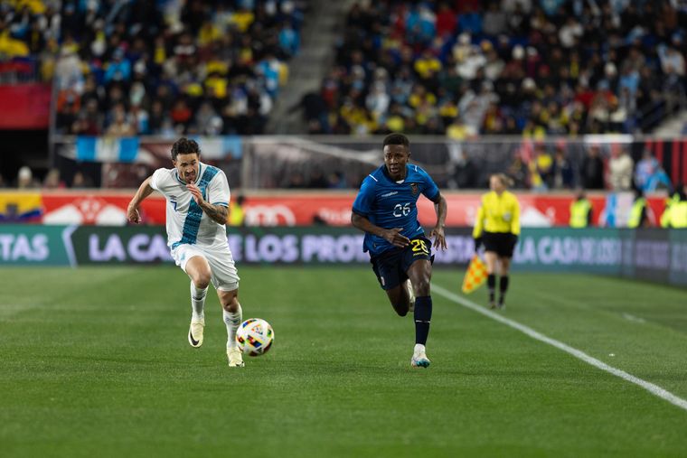 Guatemala Suffers Defeat to Ecuador's B Team in Friendly Match: A Reflection on Strategic Shortcomings