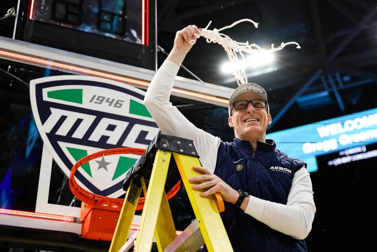Akron Edges Kent State in Thrilling MAC Tournament Finale