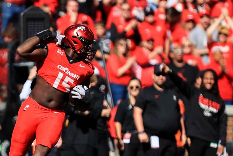 Cincinnati Bearcats Hold Off Arizona State for Homecoming Victory