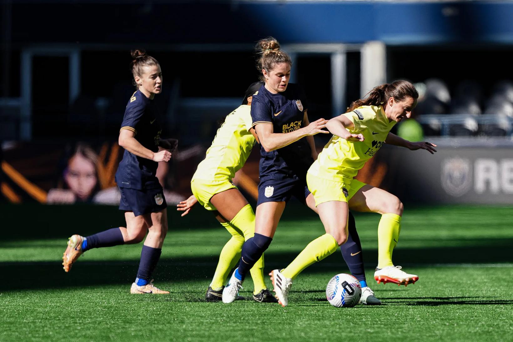 Seattle Reign FC kicked off the NWSL Season with a Win Over Washington Spirit