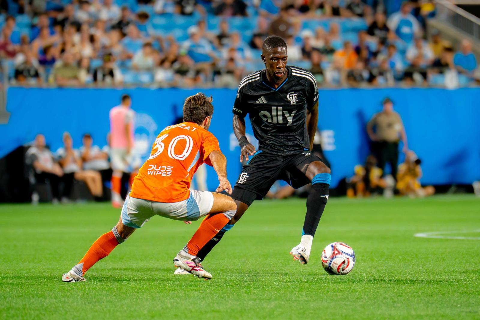 Match action as Charlotte FC hosts Houston Dynamo FC. Photo Credit: Arturo Rosales Sevilla/Undrafted