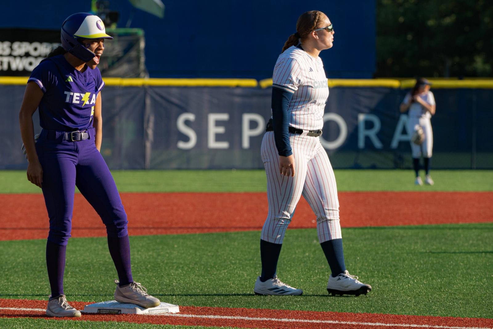 In-game moment — Texas Volts vs Portland Cascade — Photo Credit: Aaron Leopold/Undrafted