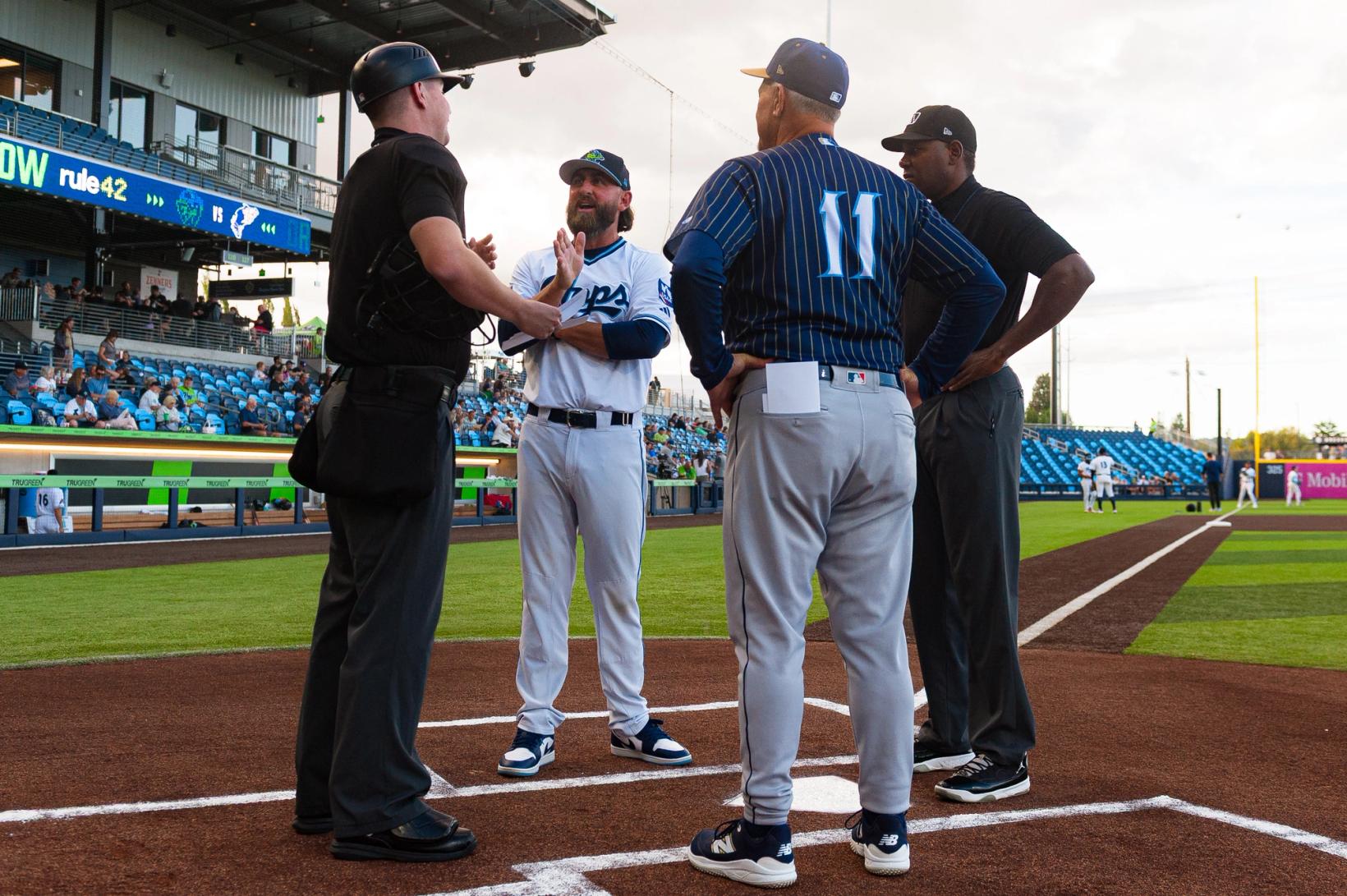 Wide action Hillsboro Hops vs Tri-City Dust Devils — Photo Credit: Aaron Leopold/Undrafted