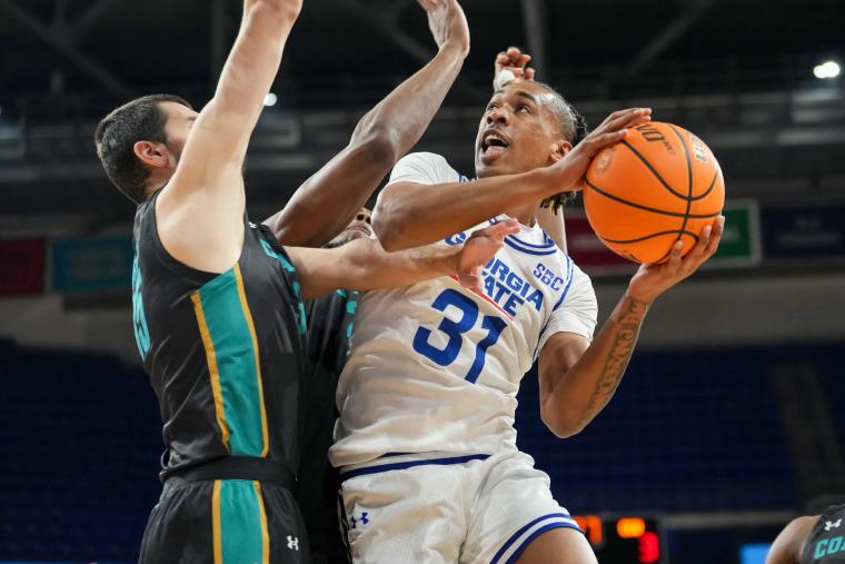 Toneari Lane's Heroics Lift Panthers in Nail-Biter Against Coastal Carolina