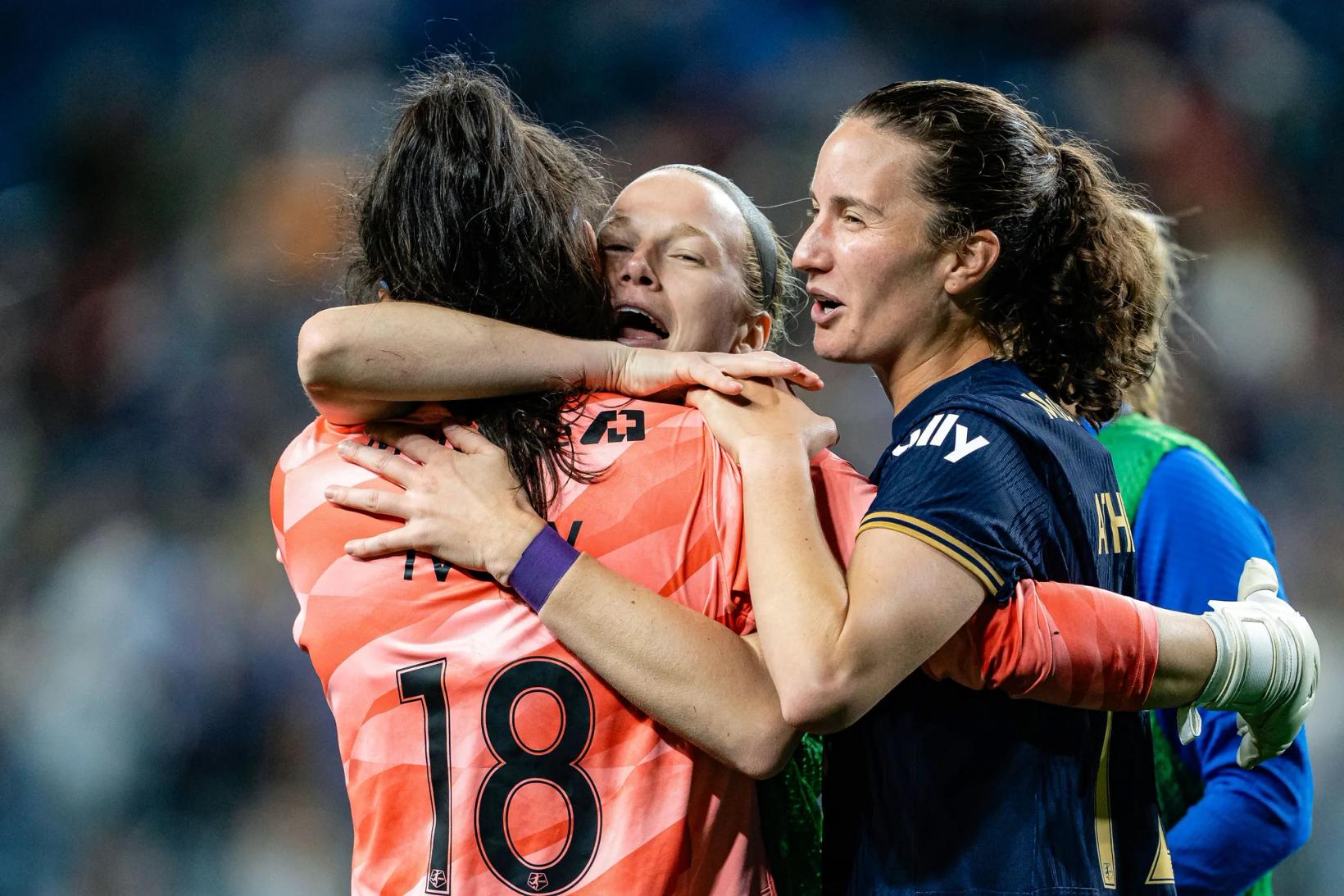 Seattle Reign FC Stage Dramatic Comeback to Defeat San Diego 2-1