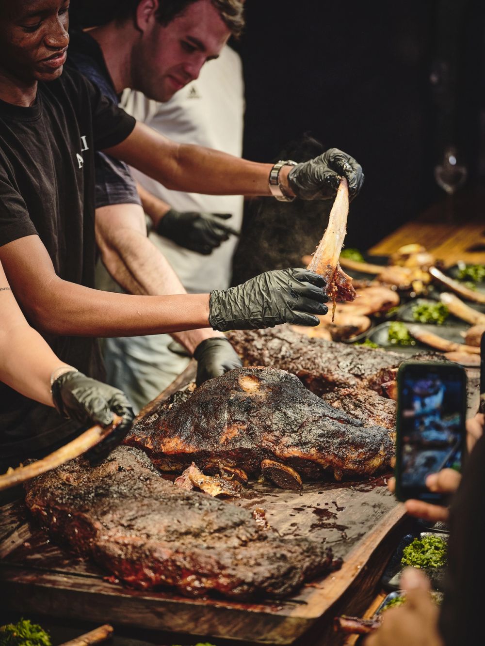 שולחן אבירים; מסעדת בשר: משתה