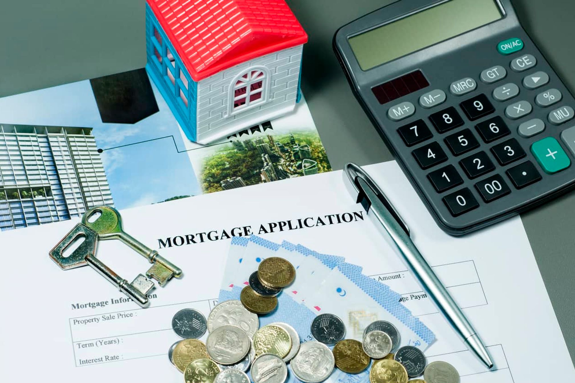 National Mortgage Lender Boosts Financial Data Integration with a Hybrid Solution
