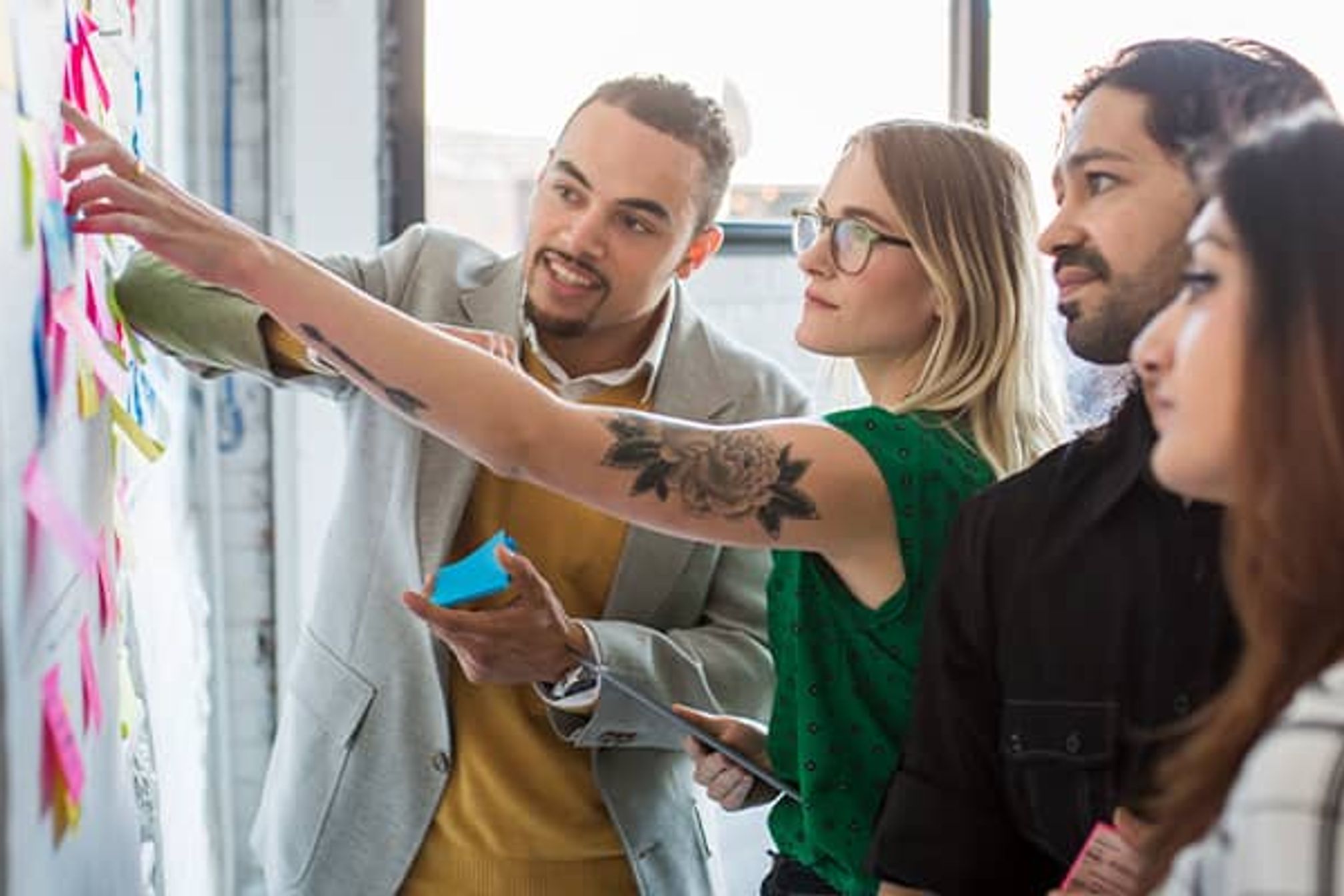 Blog-hoaHow to Gain a Competitive Edge with a Modern Customer Data Integration Solution w-gain-competitive-edge-with-customer-data-integration