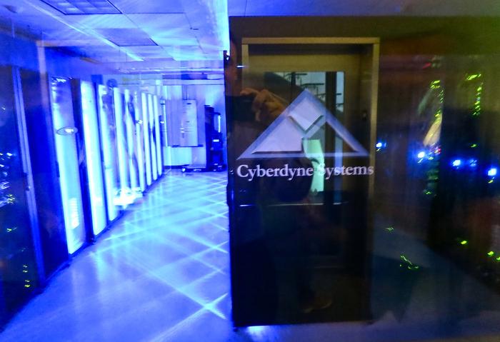 Gigantes tecnológicos acuden al Consejo de Estado español para frenar el decreto de centros de datos