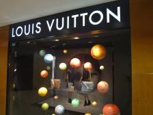 Louis Vuitton estrena en Miami una boutique femenina inspirada en el estilo costero