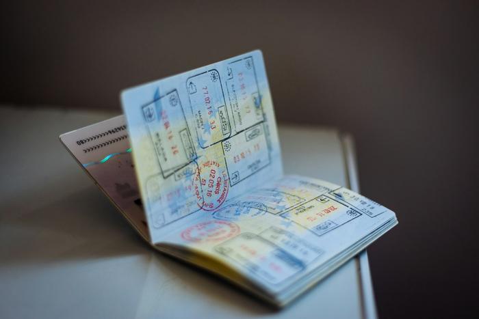 Visas H-4: la reforma migratoria que amenaza el permiso de trabajo de miles de cónyuges de profesionales extranjeros
