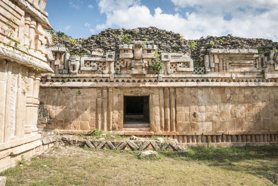 Ruines mayas sur la Ruta Puuc, Yucatan
