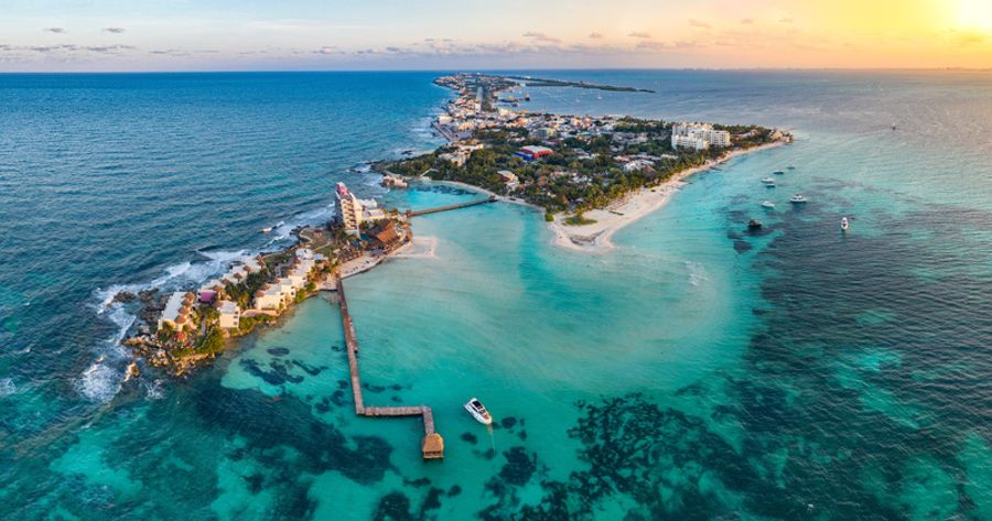 Plage d'Isla Mujeres près de Cancún, Mexique