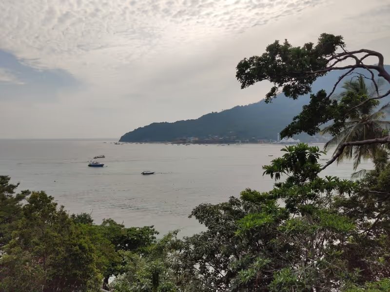 Vue sur la mer depuis notre chambre d'hôtel sur l'Ile Perhentian Besar en Malaisie