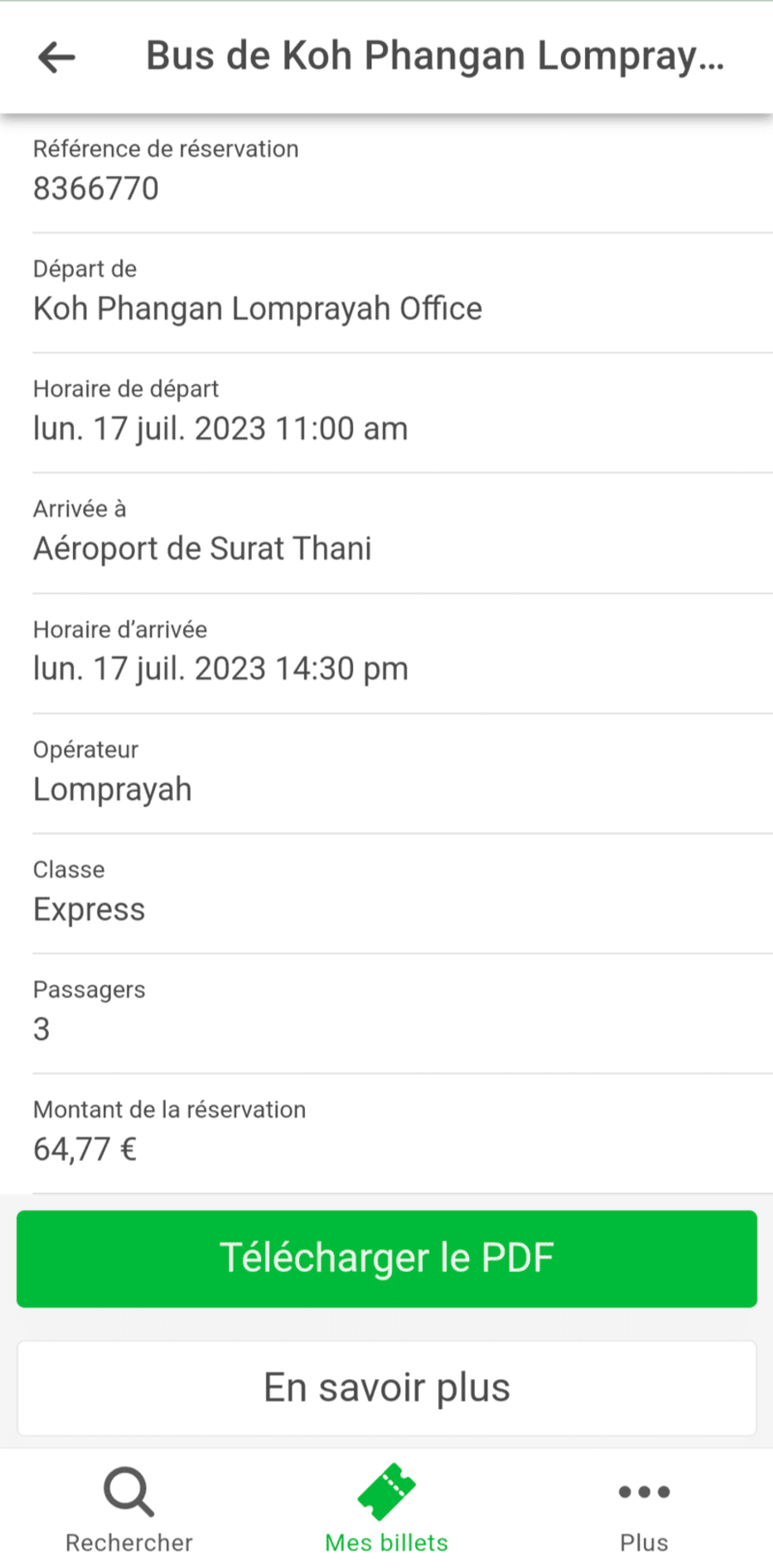Capture d’écran d’une réservation de bus pour un trajet de Koh Phangan à l’aéroport de Surat Thani, avec des détails comme l’heure de départ, l’opérateur (Lomprayah), et le prix total.
