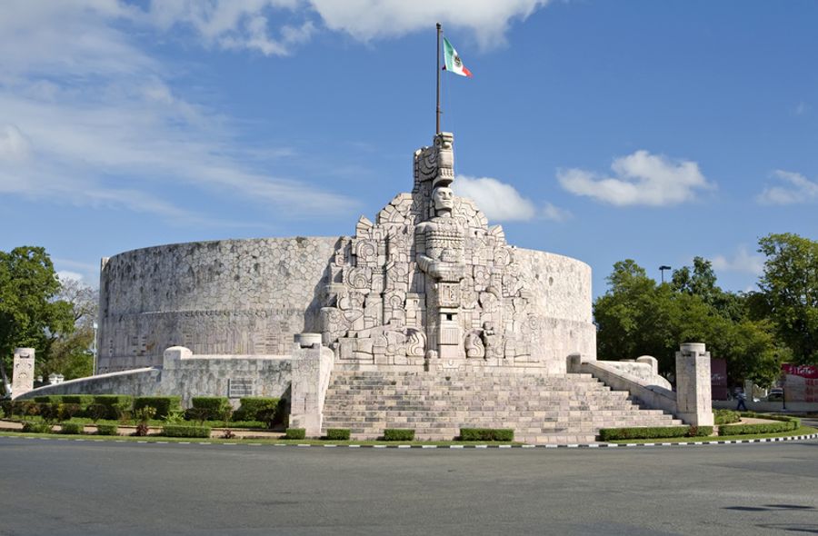 Le monumento a la Patria sur le Paseo de Montejo à Mérida