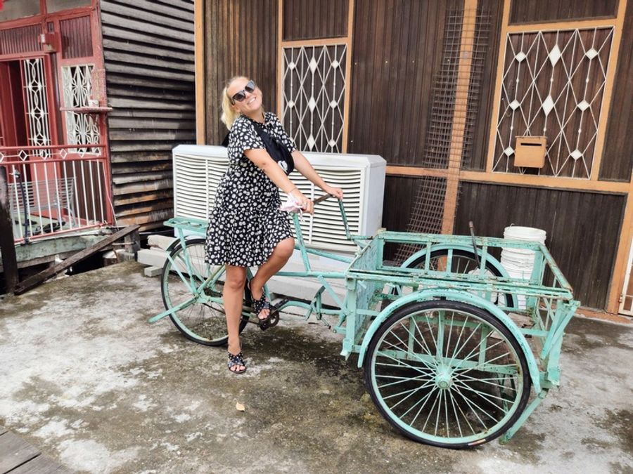Sur un Trishaw hors service à Penang en Malaisie