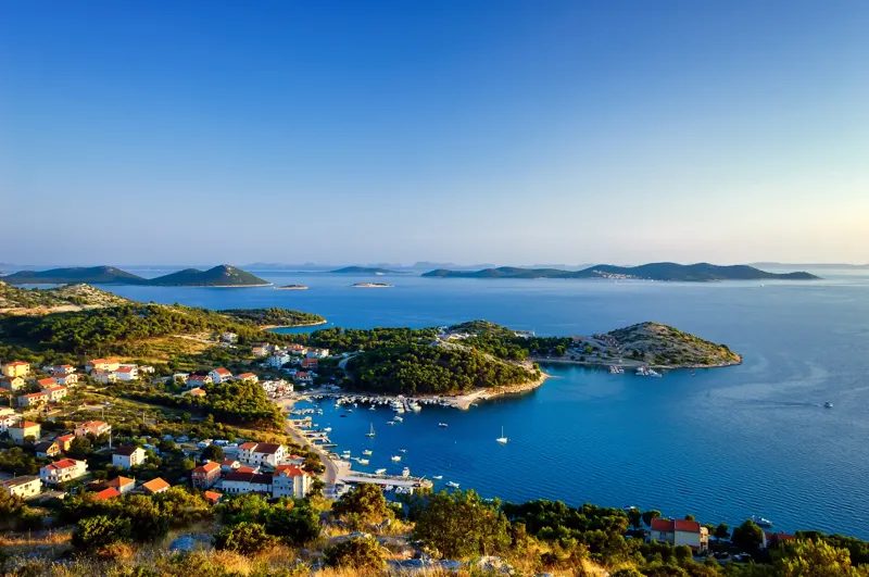 Vue aérienne du Parc national des Kornati à Zadar en Croatie
