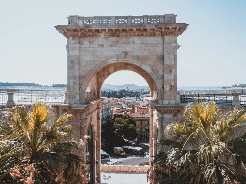 Vue sur la ville de Cagliari depuis le Bastion Saint Remy