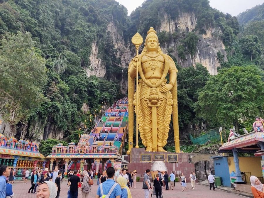 Statue de Batu Caves proche de Kuala Lumpur en Malaisie