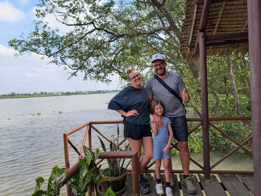Nous en séjour à Happy Family Guesthouse, en bord de Mékong à Vinh Long.