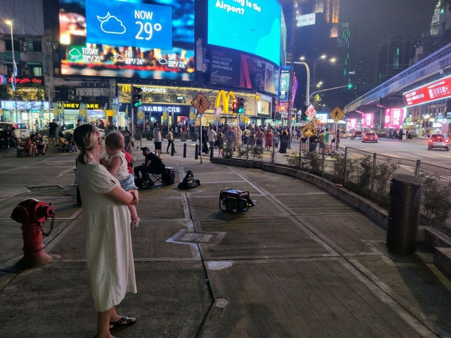 Bukit Bintang la nuit à Kuala Lumpur en Malaisie