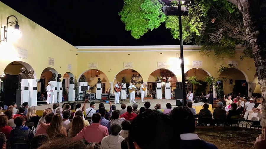 Performance de chant à Mérida
