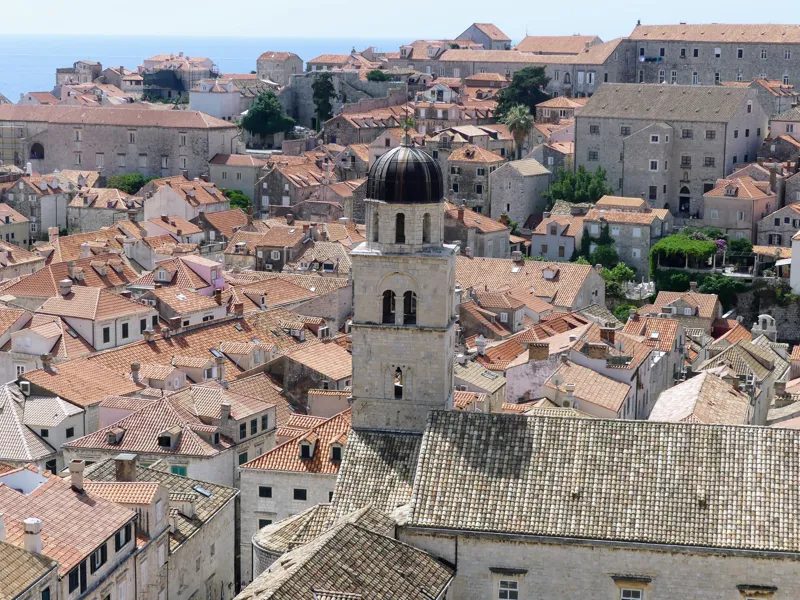 Les toits de la ville de Dubrovnik en Croatie