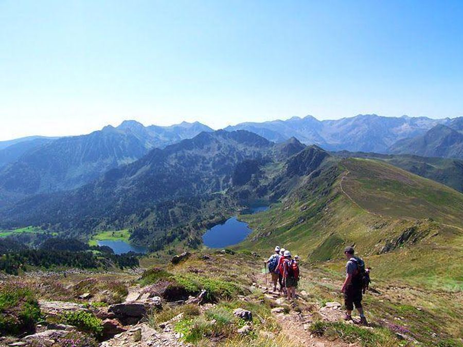 Des randonneurs dans les Pyrénées Catalanes