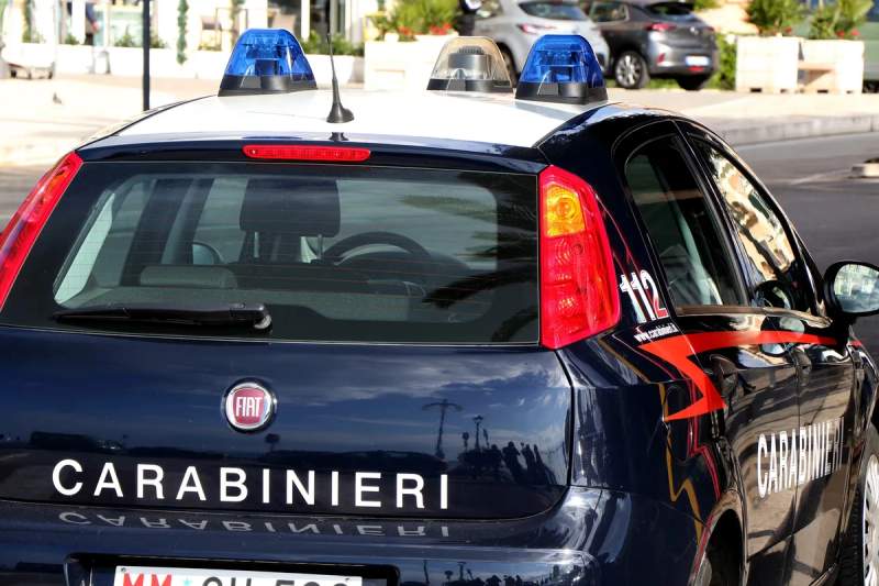 Une voiture de police italienne