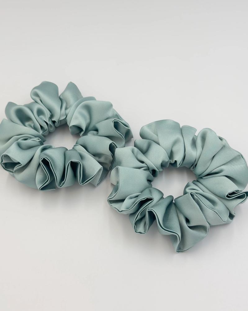 Luxury Mulberry Silk Scrunchies – 100% Pure Silk Hair Ties – Soft and Gentle Hair Accessories thumbnail 2