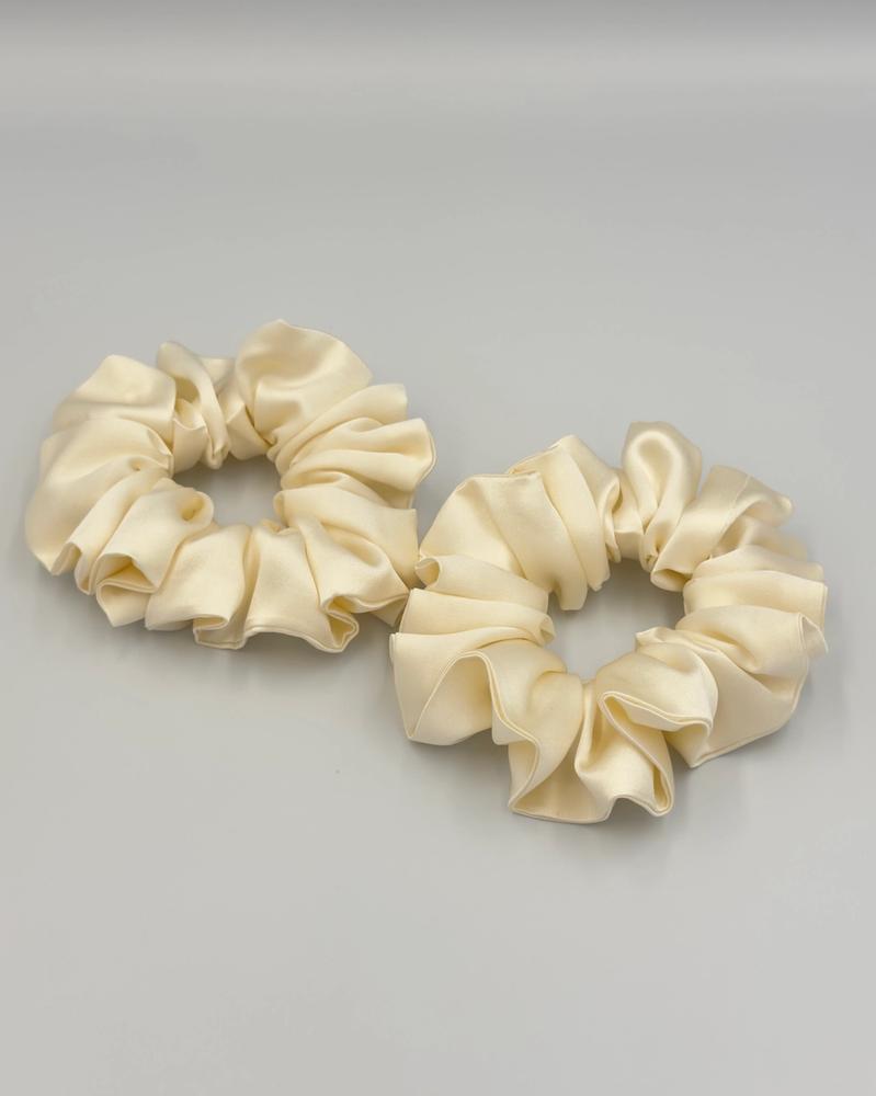 Luxury Mulberry Silk Scrunchies – 100% Pure Silk Hair Ties – Soft and Gentle Hair Accessories