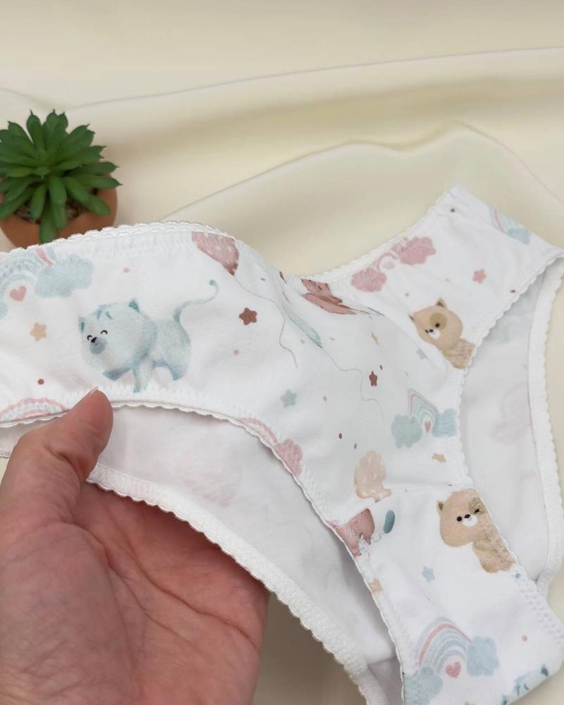 Kids' OEKO-TEX® Cotton Knickers – Pastel Kittens & Balloons thumbnail 5
