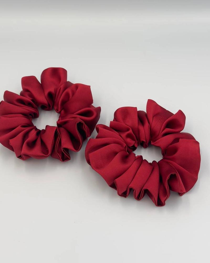 Luxury Mulberry Silk Scrunchies – 100% Pure Silk Hair Ties – Soft and Gentle Hair Accessories thumbnail 4